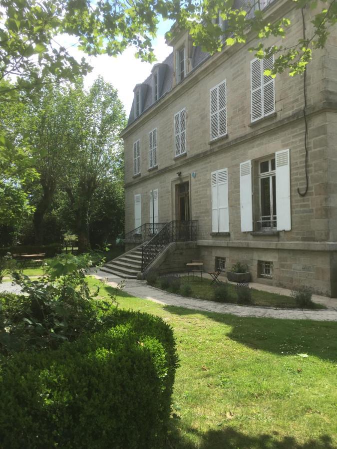 Chateau Gioux Saint-Pierre-Bellevue Exterior photo